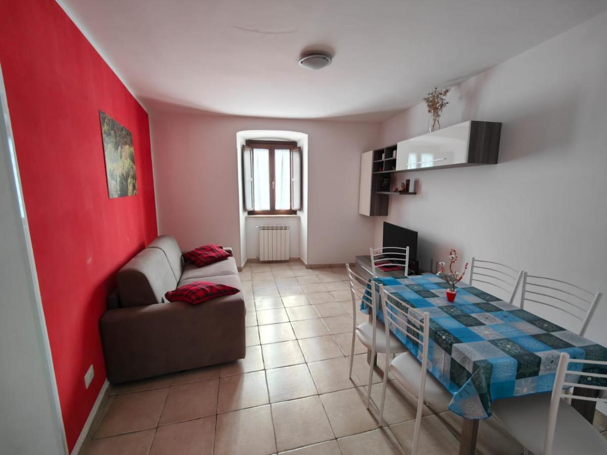 Il Borgoin Apartment Barrea Luaran gambar